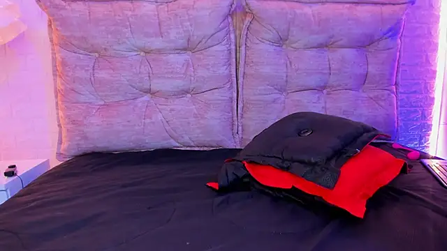 Salome_rouse1's cam snapshot