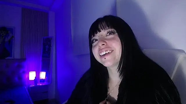 kittyhouse_hs's cam snapshot