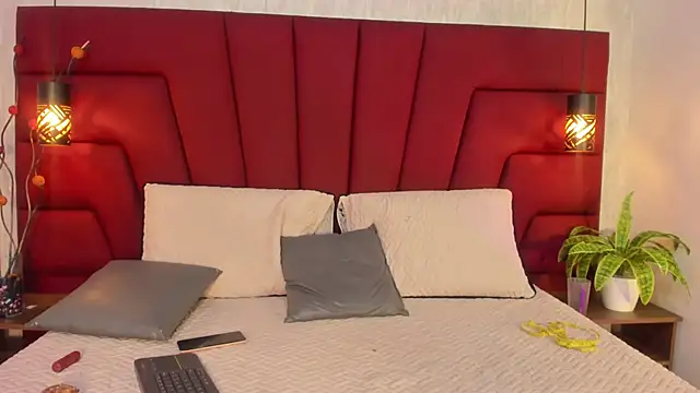 LadyLuminary live sex cam