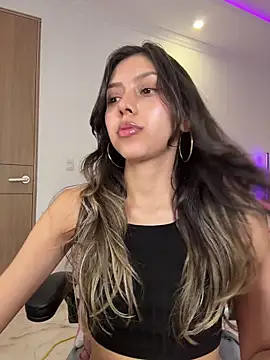 MissBecka_ live sex cam