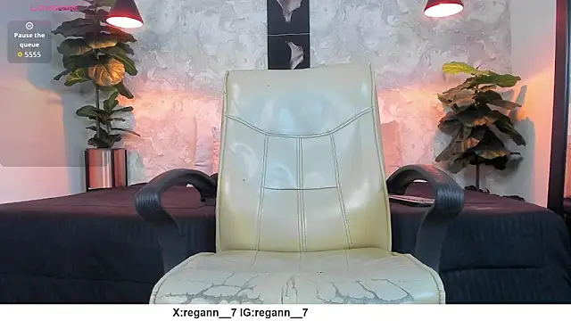 Regan__'s cam snapshot