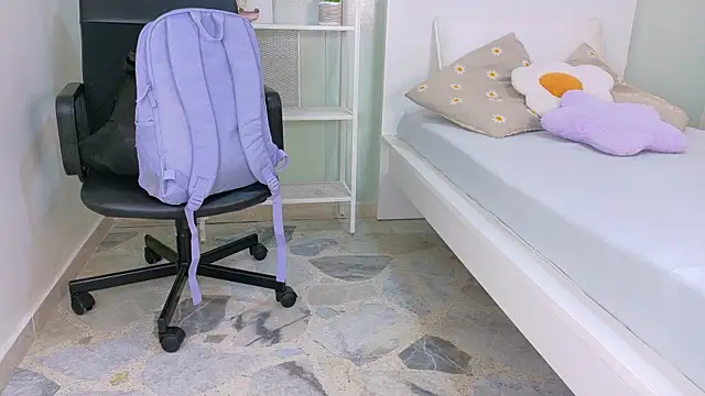 NicoletCherry__'s cam snapshot