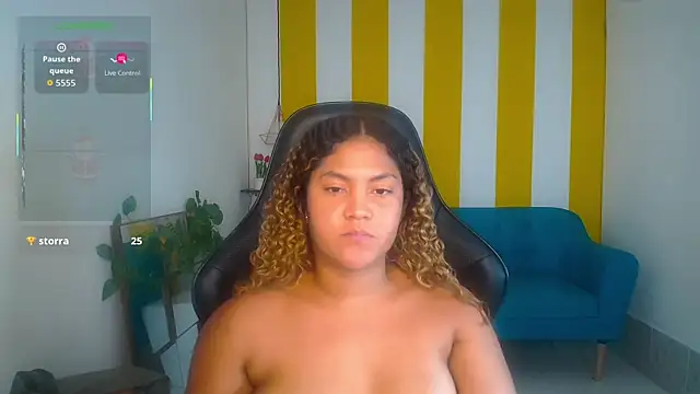 Cristal_War's cam snapshot