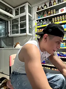 OliverWest04's cam snapshot