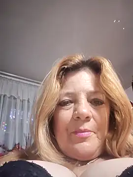 karlaanqui1's cam snapshot