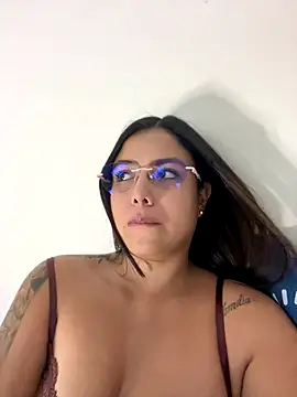 LICEET live sex cam