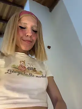 SweetBunnyGF live sex cam