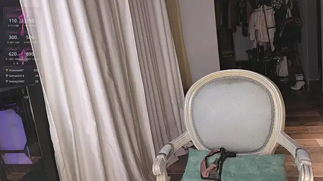 greyslopez's cam snapshot