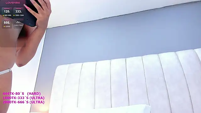 Ashleyy23x live sex cam