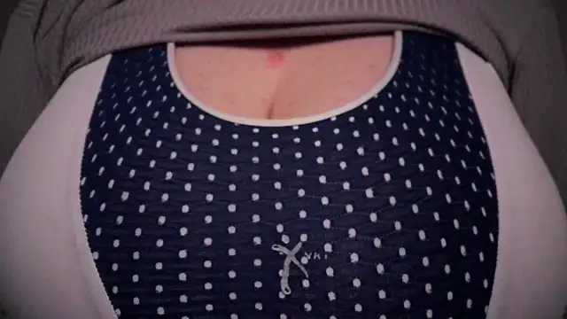 AnnyelinnaLove live sex cam