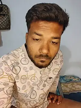 SnuggledStrut live sex cam