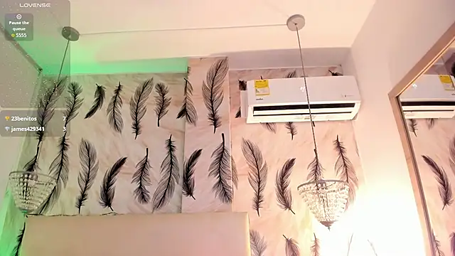 Vivi_prinncess's cam snapshot