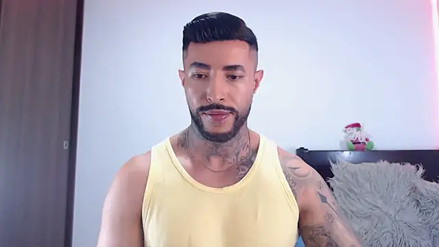 andrea_de_lucaa's cam snapshot