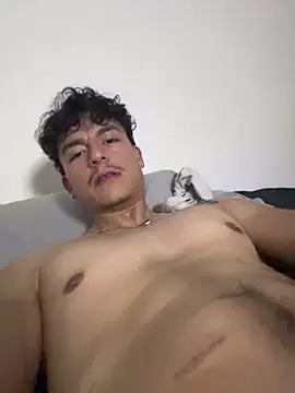 Tonblaze live sex cam