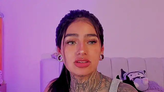 Aliceee_0 live sex cam