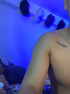 roguer_darkk's cam snapshot