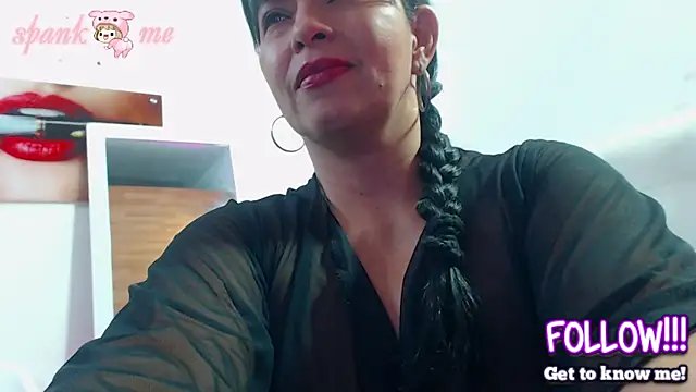 hornystepmommy's cam snapshot