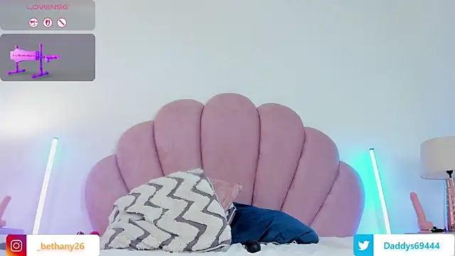 Daddysgirl1_'s cam snapshot