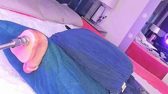 ALONDRAMILF's cam snapshot