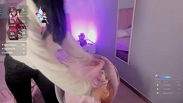 ela_petit's cam snapshot