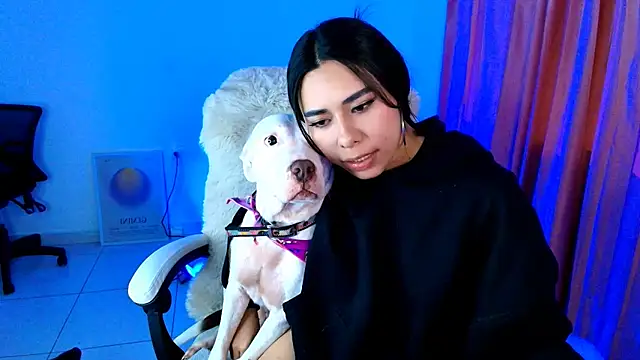 AmyOlimpo's cam snapshot