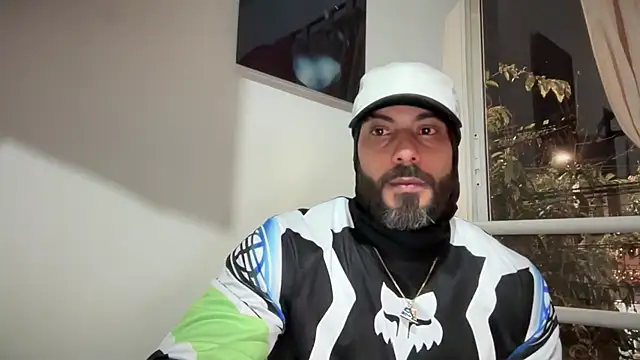 romeolovedark live sex cam