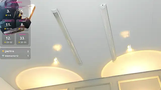 Miss_blue69's cam snapshot