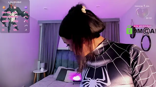 CoralineRicce_'s cam snapshot