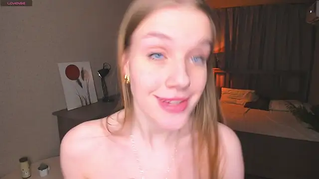 OdellaFrake live sex cam