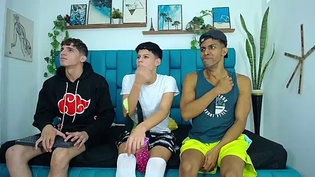 Hot_Boys_Latinos_X's cam snapshot