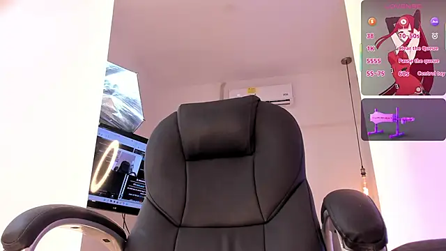 Juliett_Adams_'s cam snapshot