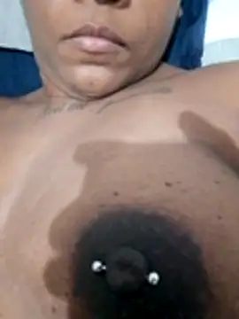 nessinha12 live sex cam