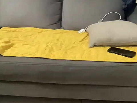 4small4inchlol's cam snapshot