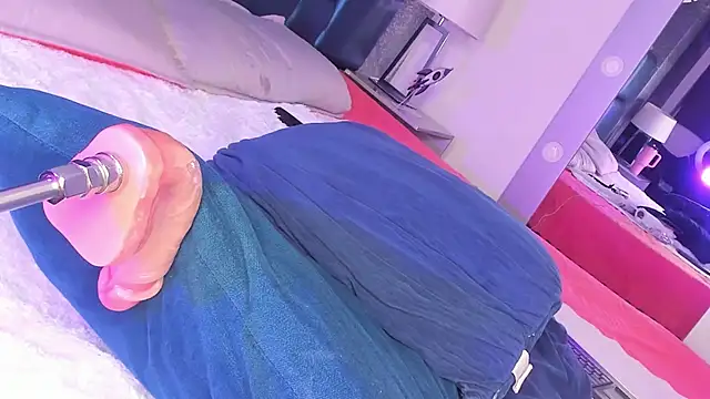 ALONDRAMILF's cam snapshot