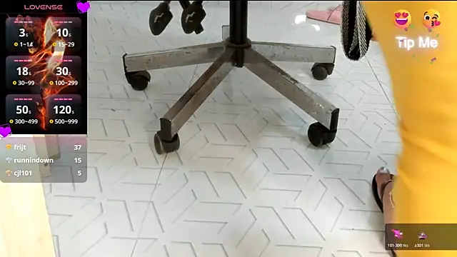 hot-timefun's cam snapshot