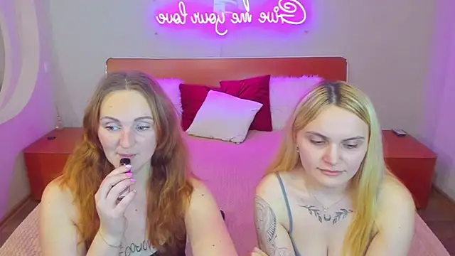 MagicEyess live sex cam