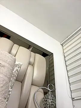 ALISSON_FOXXX1 live sex cam