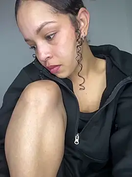 Yasmin777_'s cam snapshot