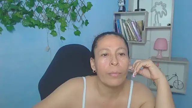 mature_martina's cam snapshot