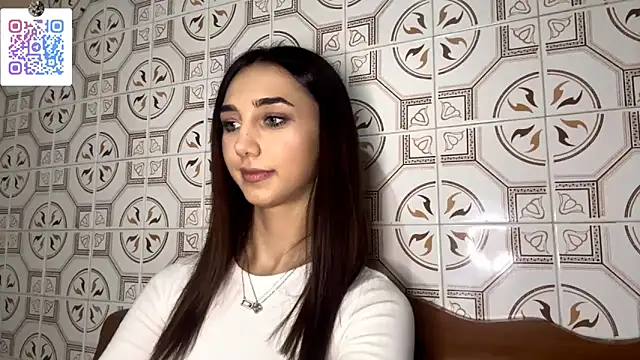 LinaMour's cam snapshot