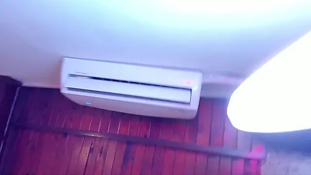 april_grey11's cam snapshot