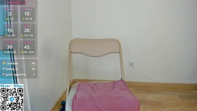 Helen_Spark's cam snapshot