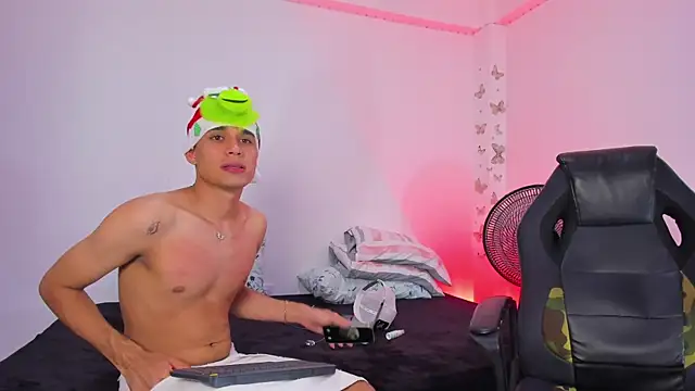 Axel_Cody_'s cam snapshot