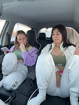 JulliaVegas's cam snapshot