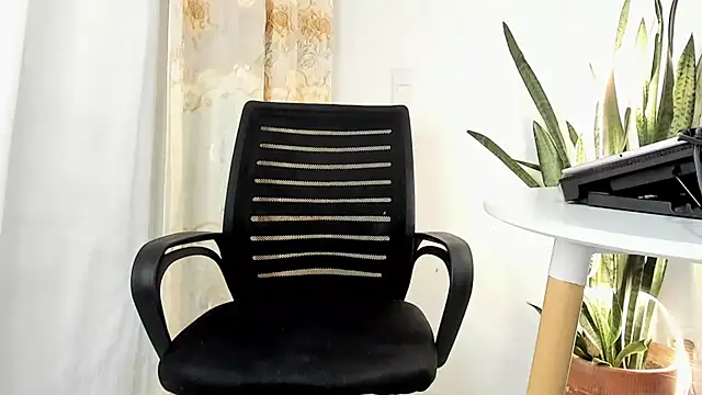 JuanDiegoKing's cam snapshot