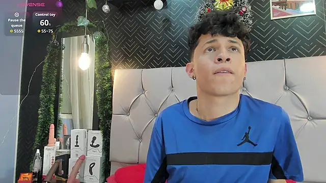 Axel__Evans live sex cam