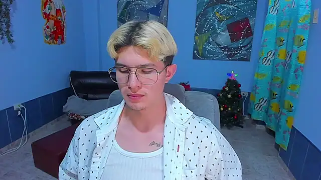 patrik_027's cam snapshot