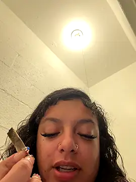 allybluee777's cam snapshot