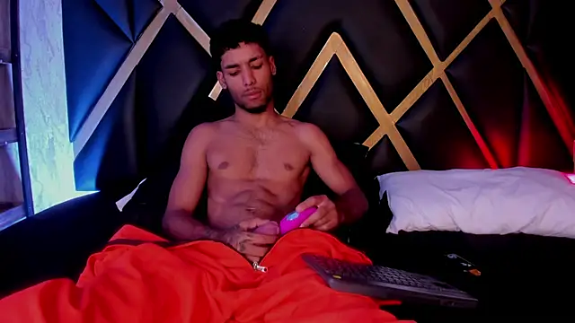 Thiagoferreti's cam snapshot