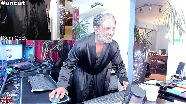 OnlineBossUK live sex cam